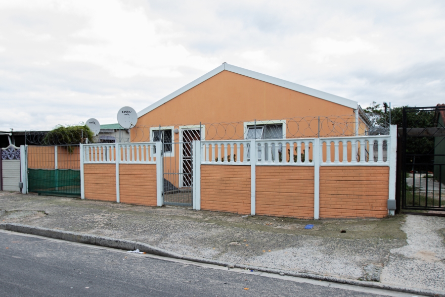 6 Bedroom Property for Sale in Scottsville Western Cape